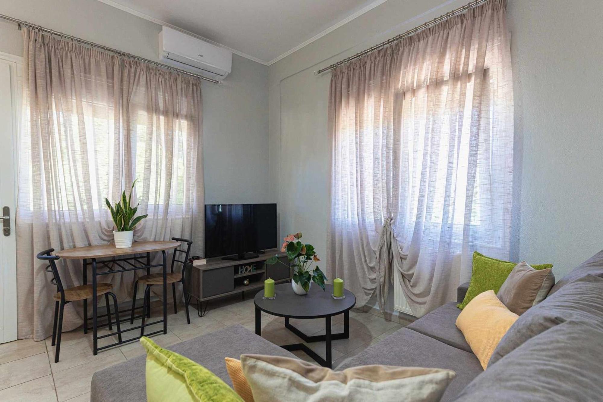 Alexandra'S Garden Apartment Paliouri Ngoại thất bức ảnh