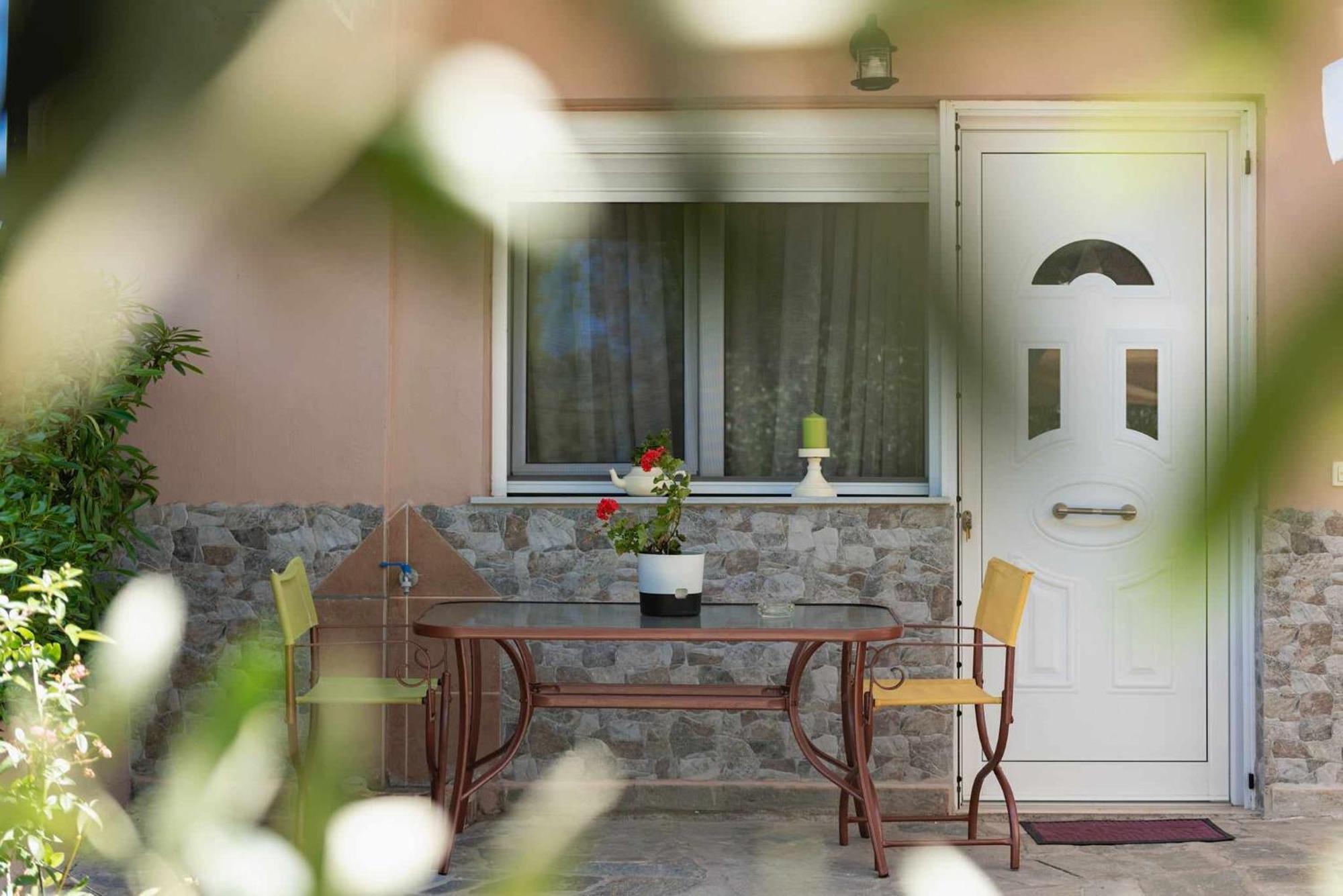 Alexandra'S Garden Apartment Paliouri Ngoại thất bức ảnh